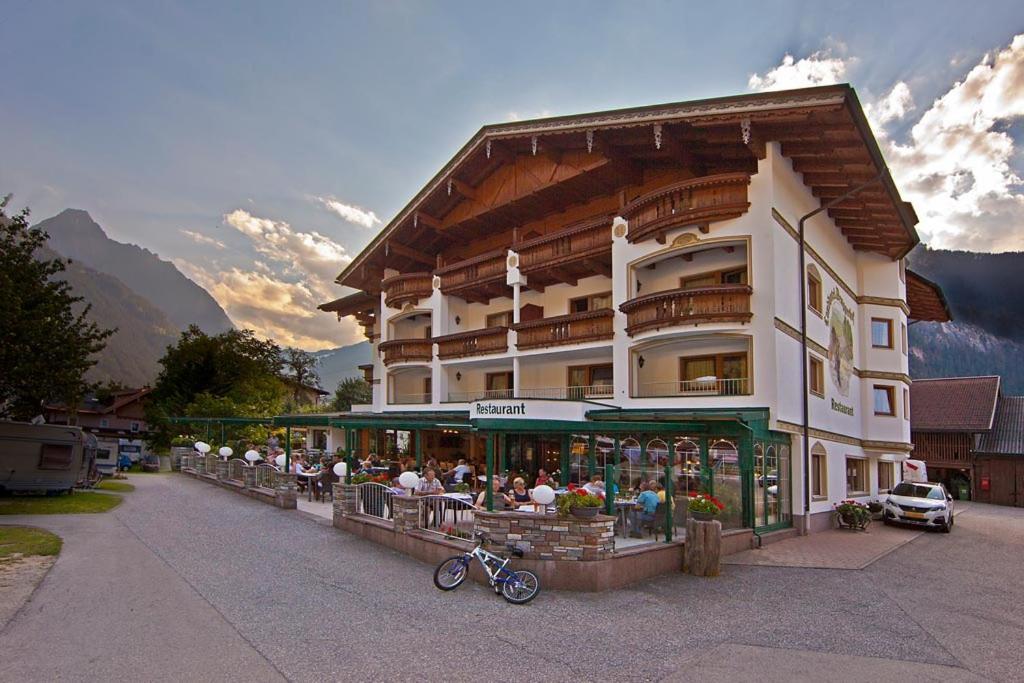 Landhotel Denggerhof Mayrhofen Eksteriør bilde