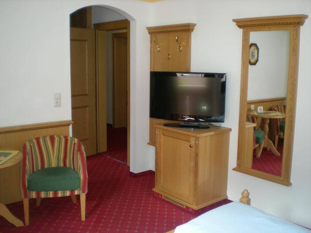 Landhotel Denggerhof Mayrhofen Eksteriør bilde